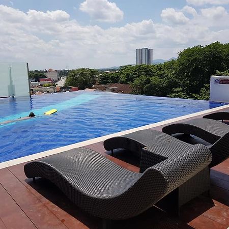 Ipoh Majestic Premium Unit #180 Degree City & Pool View #Dual Key Concept #Sanitization #Coway Wp & Ap #Wifi #9Pax 외부 사진