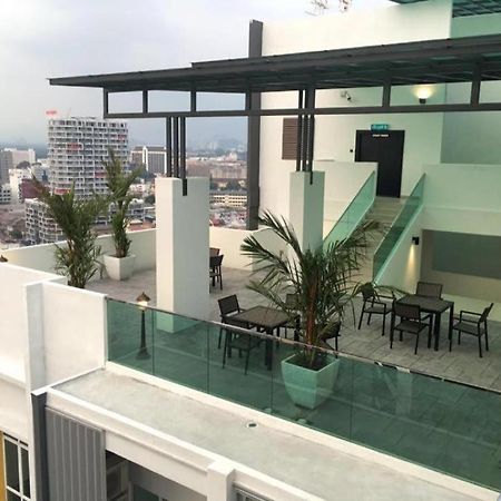 Ipoh Majestic Premium Unit #180 Degree City & Pool View #Dual Key Concept #Sanitization #Coway Wp & Ap #Wifi #9Pax 외부 사진